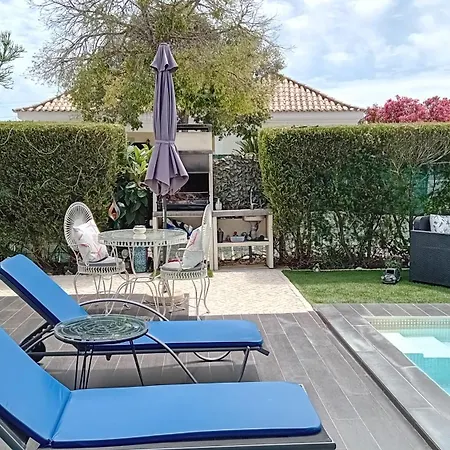 Independent With Pool At Casa Reflexos Bed & Breakfast