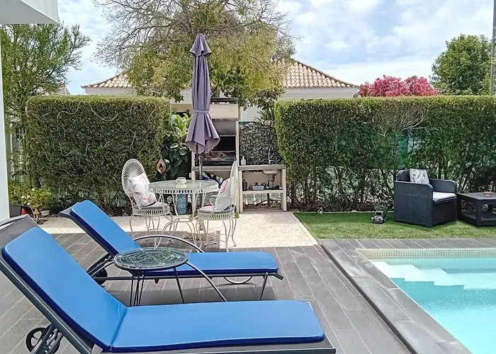 Independent With Pool At Casa Reflexos Alojamento de Acomodação e Pequeno-almoço
