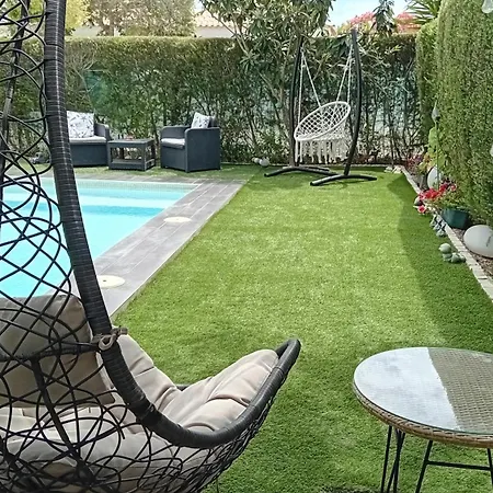 Independent With Pool At Casa Reflexos