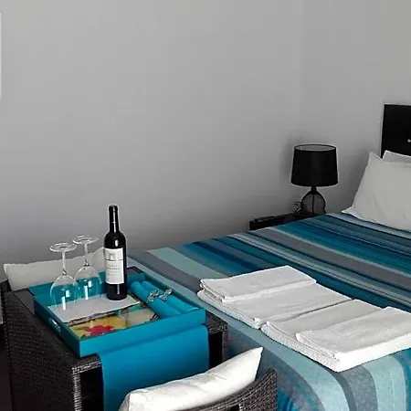 Independent With Pool At Casa Reflexos Bed and Breakfast 4*