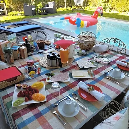 Bed and Breakfast Independent With Pool At Casa Reflexos Ταβίρα