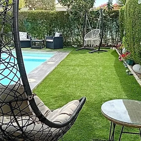 Independent With Pool At Casa Reflexos Bed and Breakfast 4*